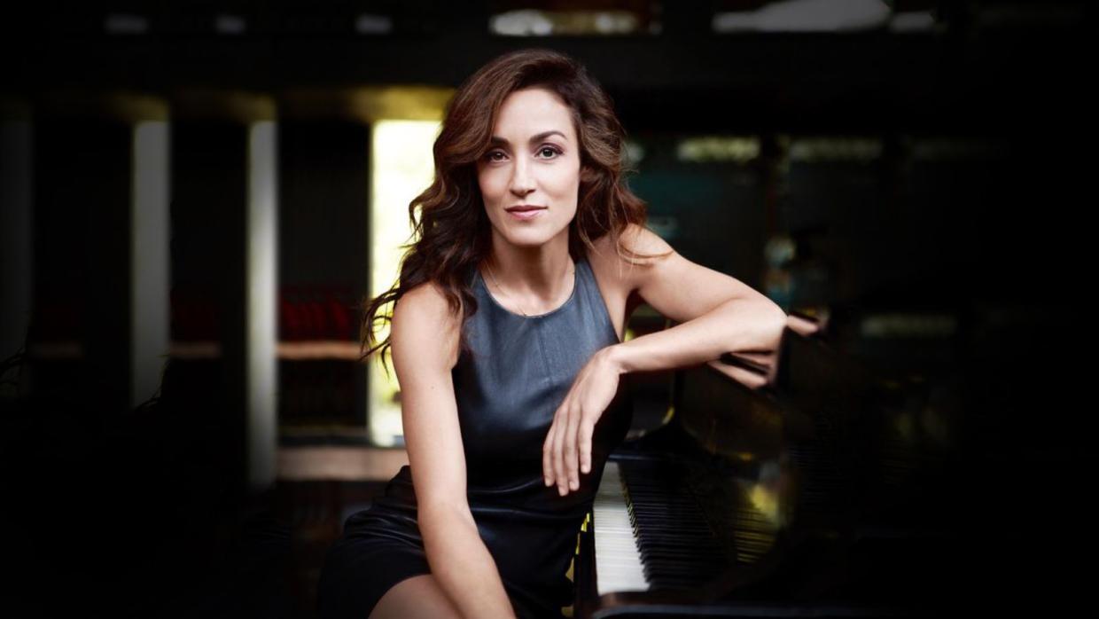 Marta Aznavoorian, Music Institute of Chicago piano faculty and artist in residence