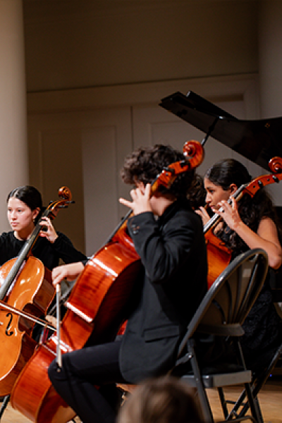 Older MIC cellists