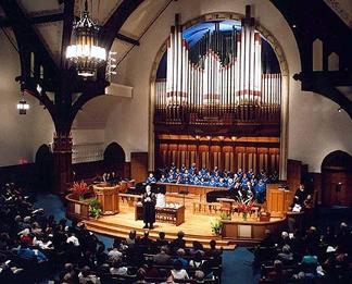 Community Carol Sing featuring Samuel Ramey