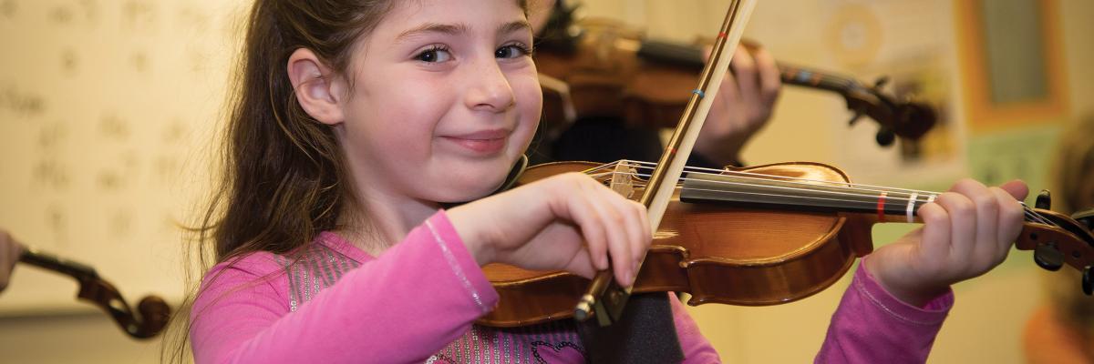 Music Institute of Chicago - young violinist at Winnetka campus