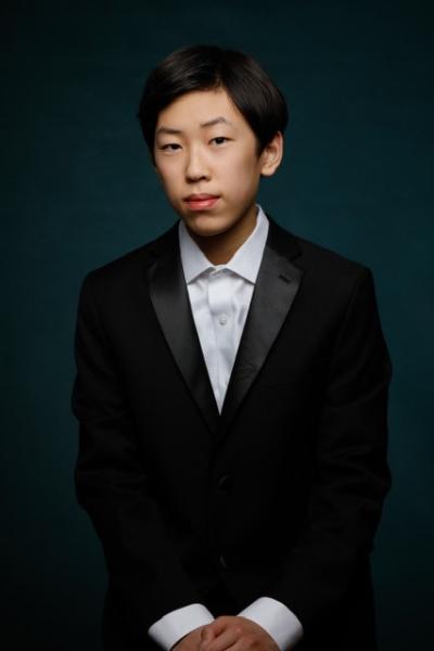 Music Institute Academy member, Matthew Hahn